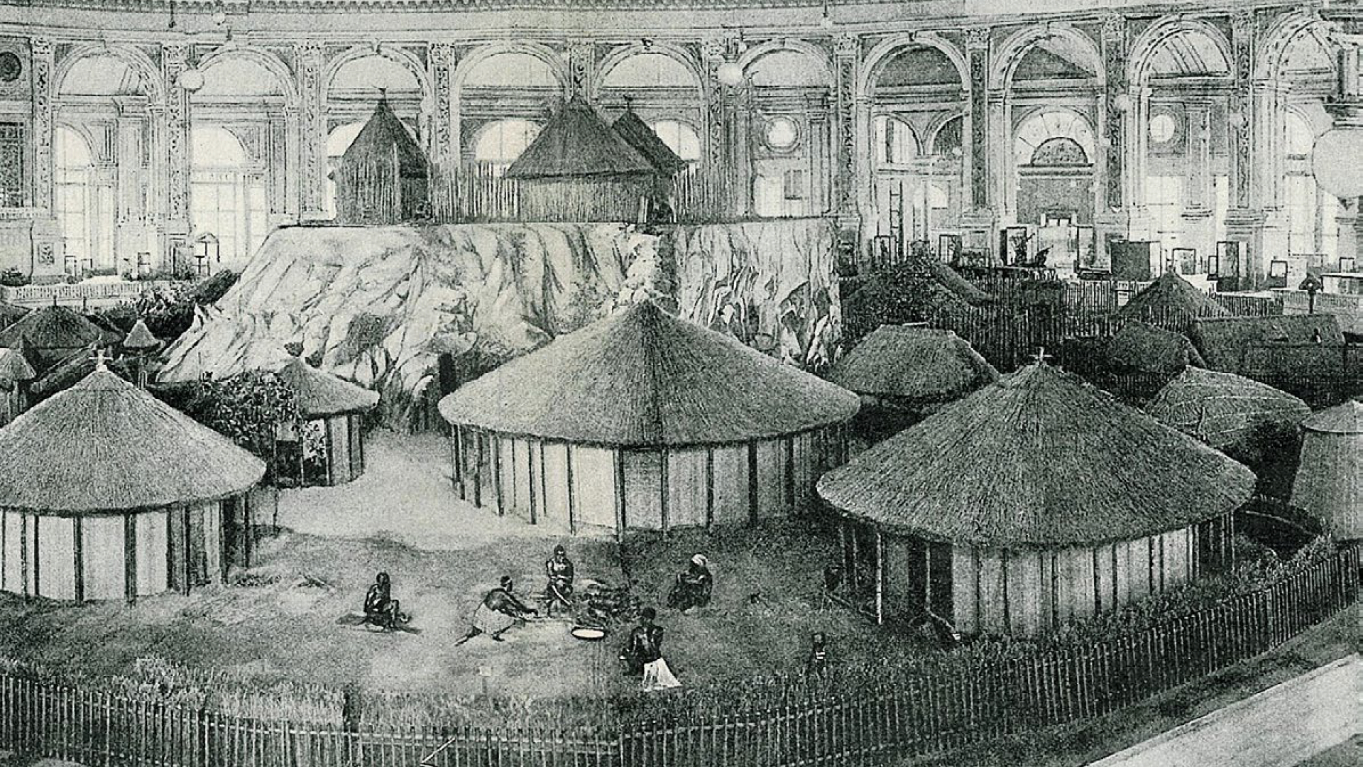 Asymmetrical Views: Art Exhibitions of the Nineteenth Century Revisited